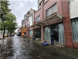 岳陽市交投資產(chǎn)運(yùn)營管理有限公司岳陽東站廖家安置小區(qū)、德勝南路門面招租公告