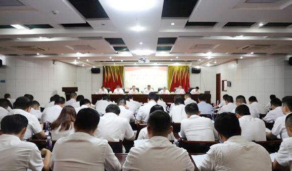 刀刃向內(nèi)排查廉潔風(fēng)險(xiǎn)，以零容忍態(tài)度抓防范整治——市交投集團(tuán)開展關(guān)鍵崗位負(fù)責(zé)人集體廉政談話