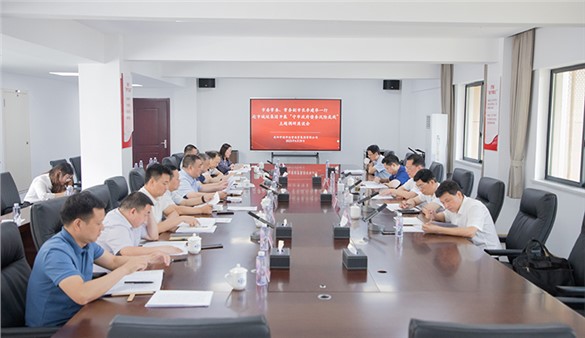 李建華調(diào)研重點(diǎn)項(xiàng)目建設(shè)情況并開展“守牢政府債務(wù)風(fēng)險(xiǎn)底線”主題調(diào)研座談會(huì)